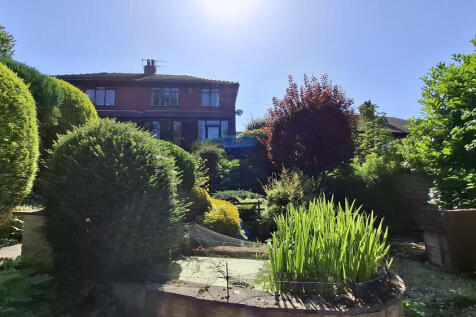 Brownhill Lane, Uppermill OL3 2 bed semi