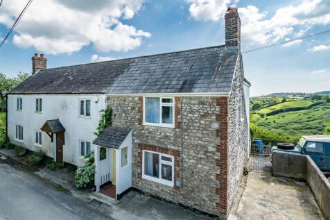 2 bedroom semi-detached house for sale