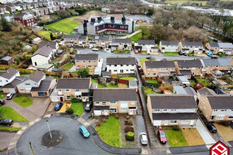 Clos Lancaster, Llantrisant, Nr... 3 bed semi