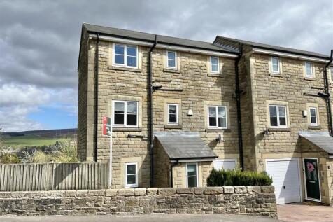 Paradise Street, Hadfield, Glossop 4 bed semi