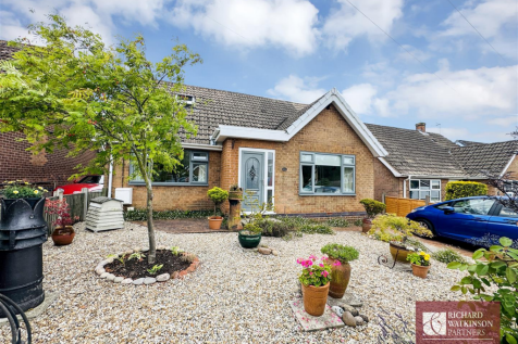 Chappel Gardens, Bilsthorpe, Newark 3 bed detached bungalow for sale
