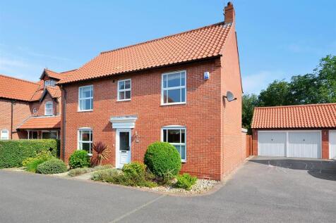 4 bedroom detached house for sale
