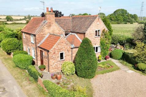 Gorsy Lane, Morton 3 bed detached house for sale