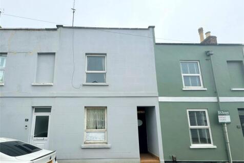 Keynsham Street, Gloucestershire GL52 2 bed terraced house for sale