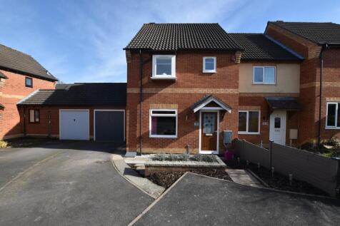 2 bedroom semi-detached house for sale