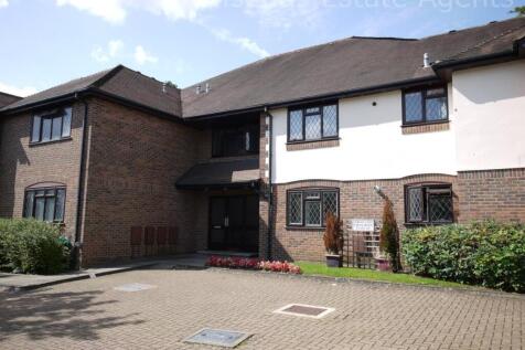 Dene Road, Northwood HA6 2 bed flat for sale