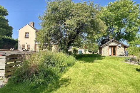 Lower Sticker, St. Austell 4 bed cottage for sale