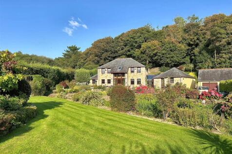 Coombe, St. Austell 4 bed barn conversion for sale
