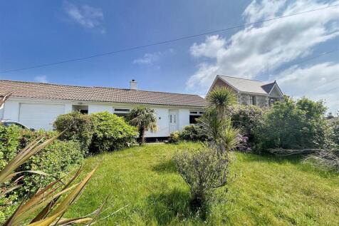 2 bedroom semi-detached bungalow for sale