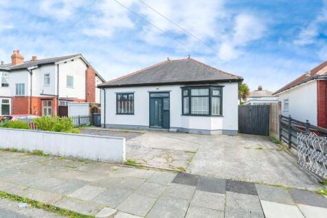 3 bedroom bungalow for sale