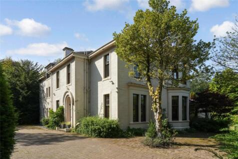 8 bedroom detached house for sale