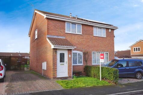 2 bedroom semi-detached house for sale