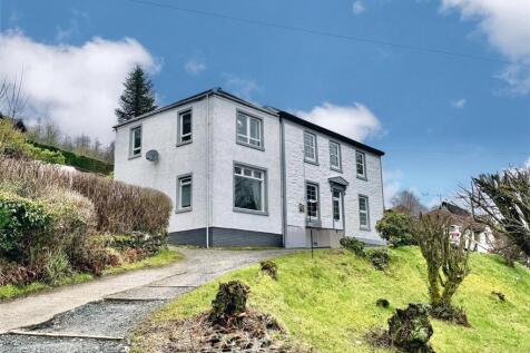 3 bedroom flat for sale
