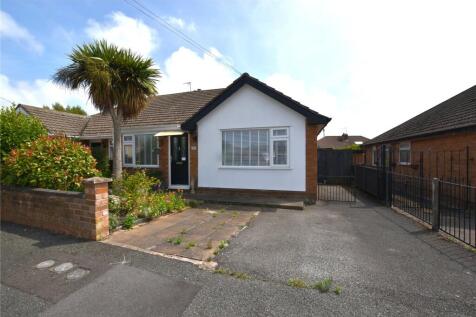 Priorsfield, Moreton, Wirral, CH46 2 bed bungalow for sale