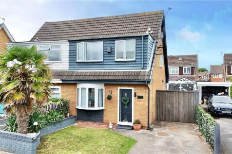 Rake Hey Close, Wirral, Merseyside, CH46 3 bed semi