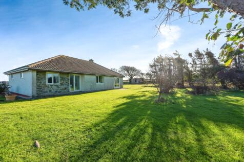 3 bedroom property for sale