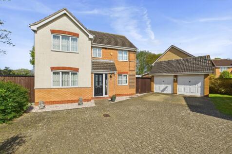 4 bedroom detached house for sale