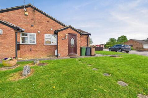 1 bedroom semi-detached bungalow for sale