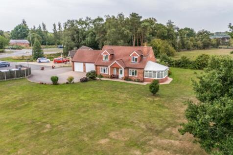 Witham Road, Woodhall Spa... 3 bed detached bungalow for sale
