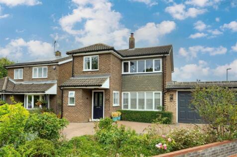 Luton Road, Wilstead 3 bed detached house for sale