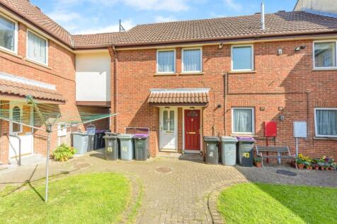 North Street, Bourne, Lincolnshire 2 bed apartment for sale