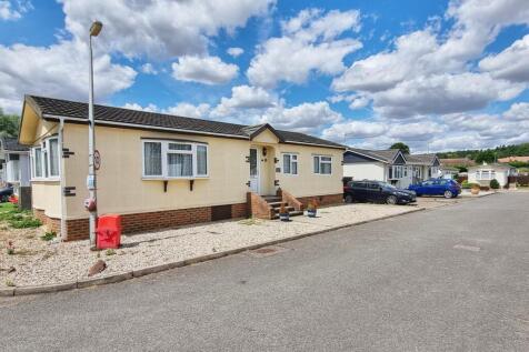Almond Crescent, Maulden... 2 bed park home for sale