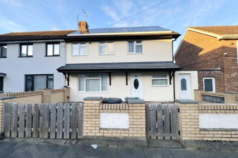 4 bedroom semi-detached house for sale