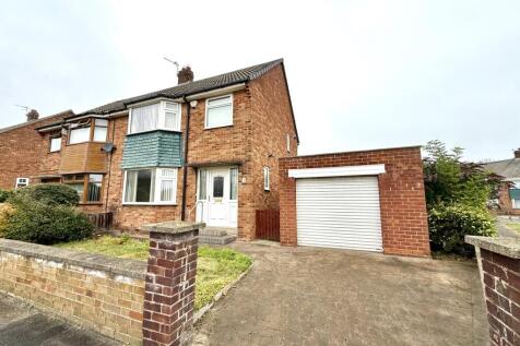Barnard Grove, Hart Station 3 bed semi