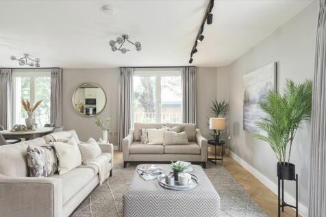 Leyton Road, Harpenden... 2 bed apartment for sale