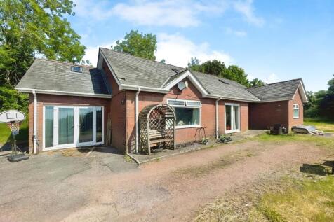 5 bedroom detached bungalow for sale