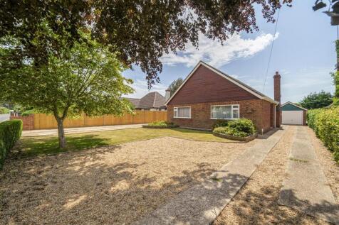 3 bedroom chalet for sale