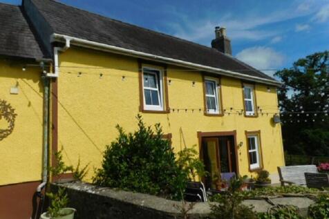 Llanfynydd, Carmarthen, Carmarthenshire. 4 bed detached house for sale