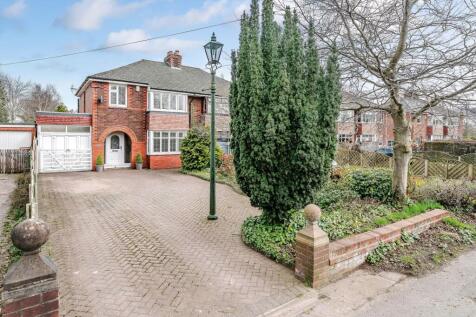 3 bedroom semi-detached house for sale