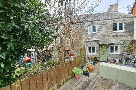 St. Thomas Road, Launceston 3 bed cottage for sale