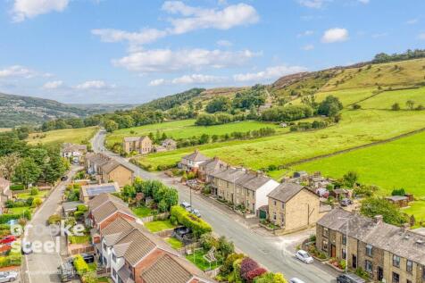 Burnley Road, Edenfield 3 bed detached house for sale