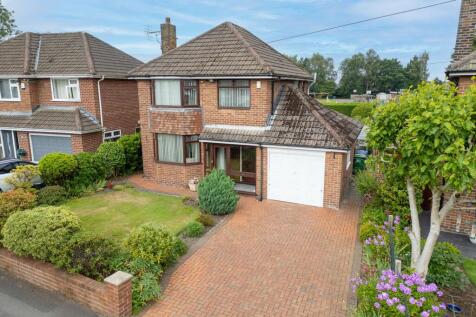 All Saints Drive, Thelwall, WA4 3 bed detached house for sale