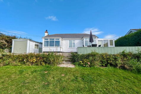 Trethevy, Tintagel, PL34 4 bed detached bungalow for sale