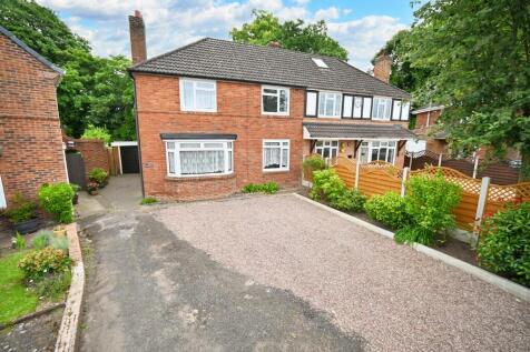 Kinfare Drive, Wolverhampton WV6 3 bed semi