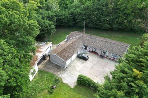 5 bedroom bungalow for sale
