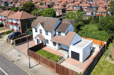 Kingsbury Road, London NW9 6 bed detached house for sale