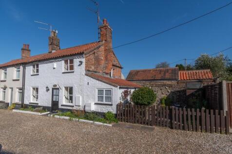 2 bedroom semi-detached house for sale