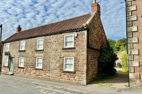 Spofforth, Castle Street,Harrogate, HG3 4 bed link detached house for sale