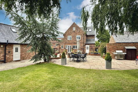 Cowthorpe, Wetherby, Oak Road, LS22 6 bed detached house for sale