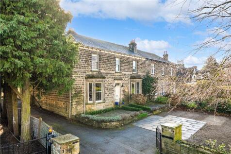 Leeds Road, Collingham, Wetherby... 5 bed semi
