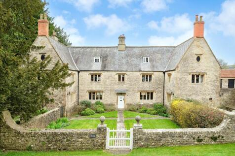 8 bedroom detached house for sale