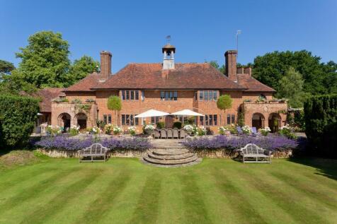7 bedroom detached house for sale