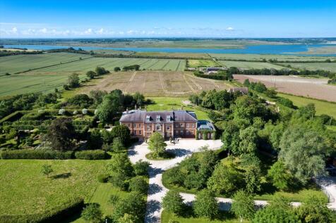 Crouch Valley, Essex, CM3 9 bed detached house for sale
