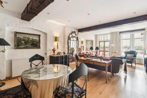 Olivers Wharf, Wapping High Street... 1 bed apartment for sale