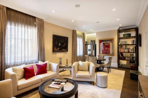Berkeley Street, Mayfair, London, W1J 2 bed flat for sale
