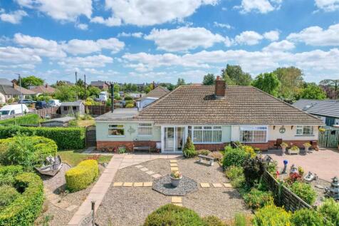 2 bedroom bungalow for sale